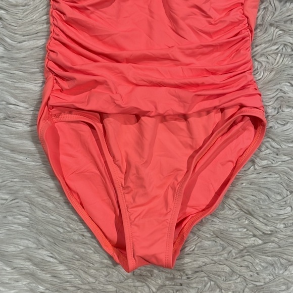 NWT La Blanca Island Goddess Twist Bandeau One-Piece Swimsuit Bird of Paradise - Picture 10 of 10